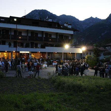 Hotel Cima Tosa San Lorenzo Dorsino Kültér fotó