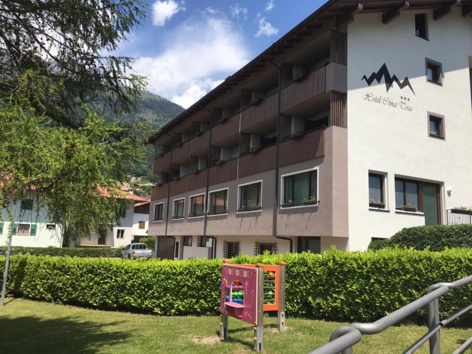 Hotel Cima Tosa San Lorenzo Dorsino Kültér fotó